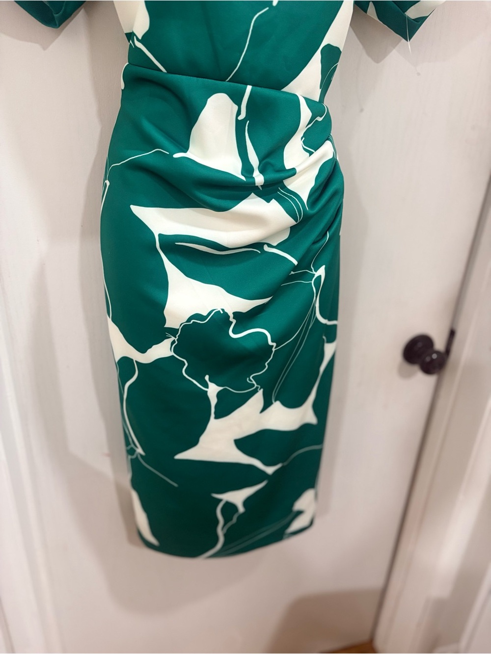 Donna Karan Green & Cream Floral Print Sheath Dress - Picture 3 of 6